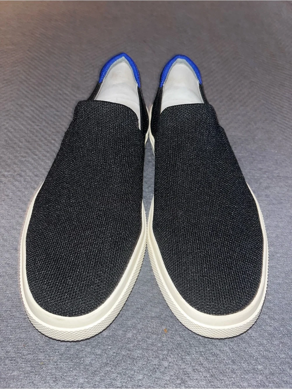 EUC Rothy's The Original Slip-On Sneakers in black. Size 9
